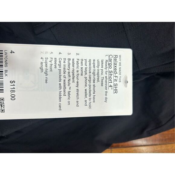 Lululemon Relaxed-Fit Super-High-Rise Cargo Short 4" Sz 4-6 - Picture 5 of 5